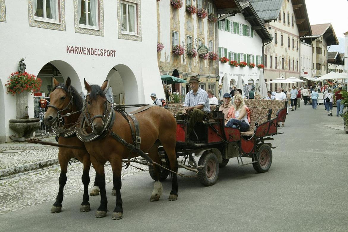 Alpenrose Hotel Mittenwald Exterior photo